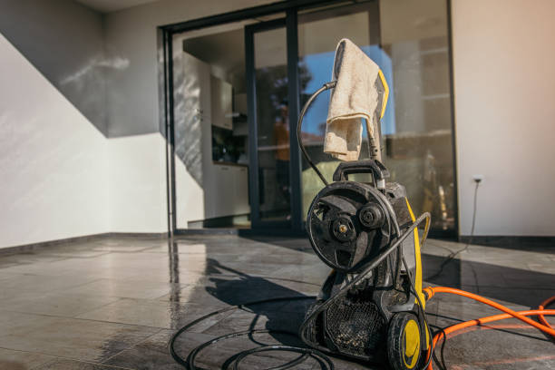 Best Graffiti Removal  in Hudson, FL